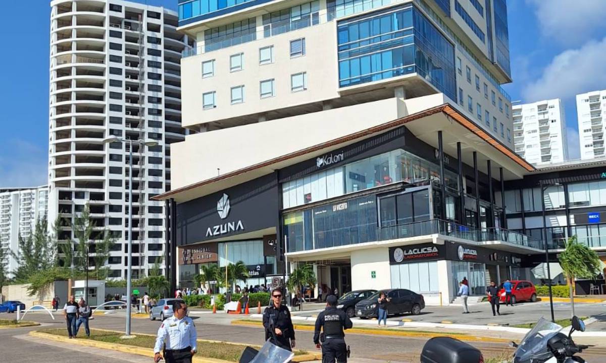 Hasta hace unas semanas, el centro de atención de Uber se ubicaba en el edificio Azuna de Cancún.