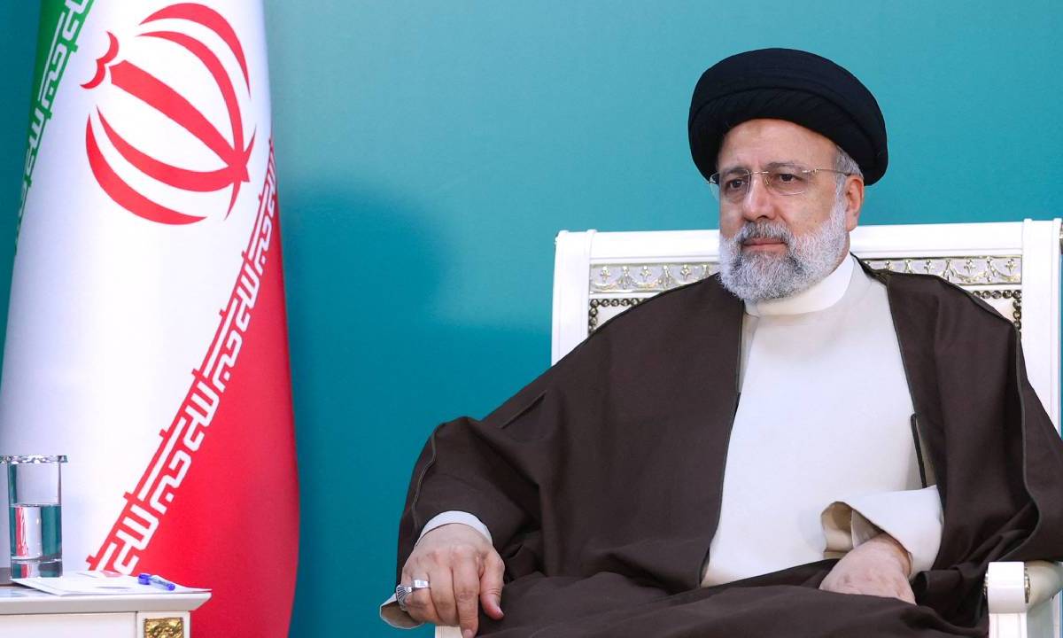 El presidente de Irán, Ebrahim Raisi, está en calidad de ilocalizable.