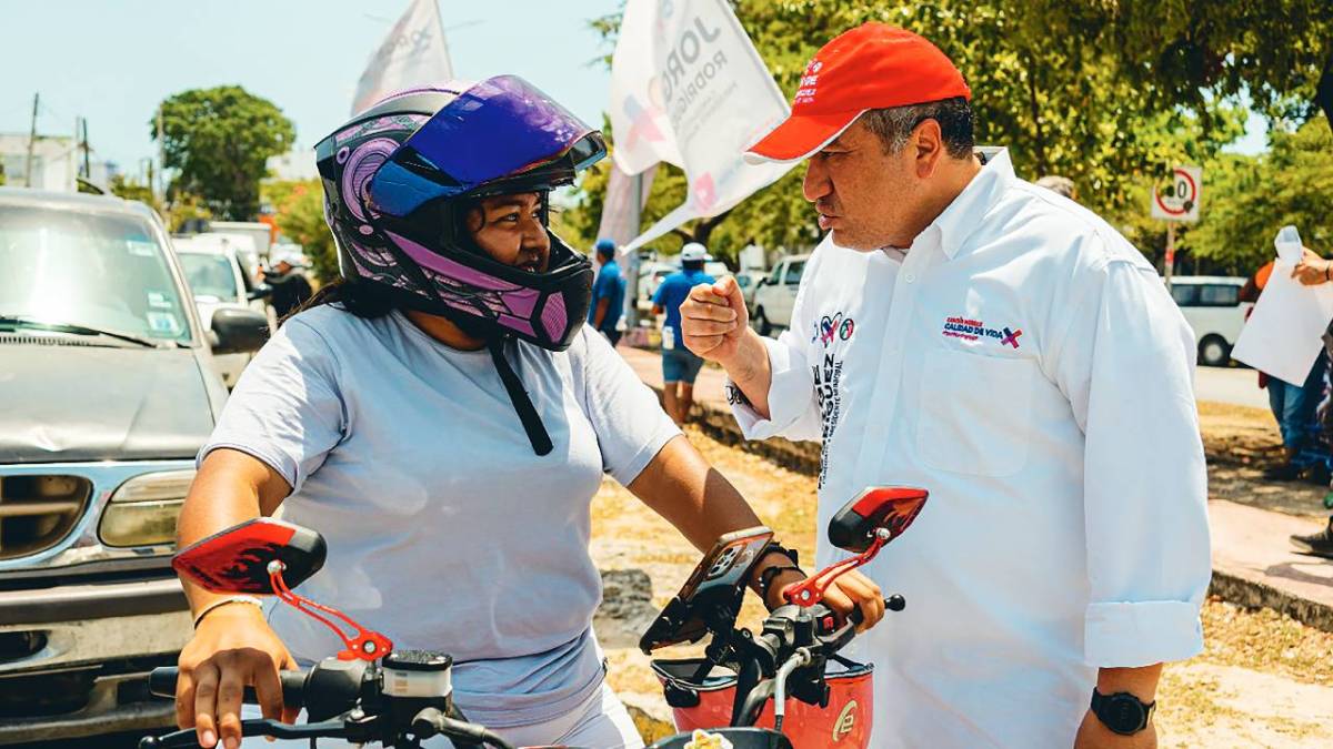 Aspecto de un recorrido de campaña del candidato Jorge Rodríguez.