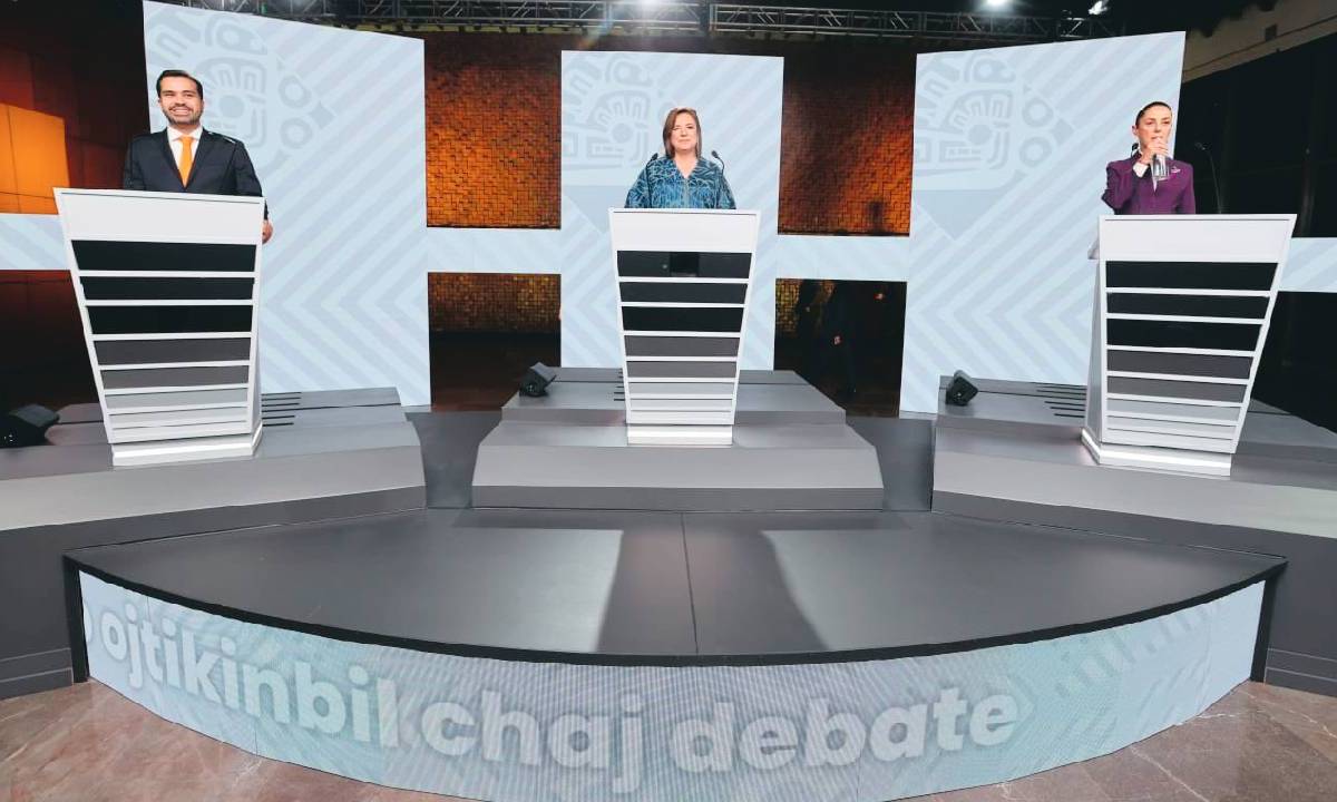 El debate entre los candidatos se realizó el domingo.