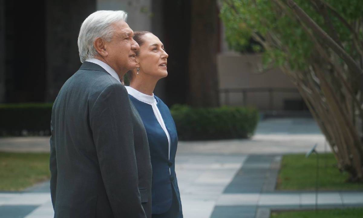 La presidenta electa, Claudia Sheinbaum, con el mandatario Andrés Manuel López Obrador.
