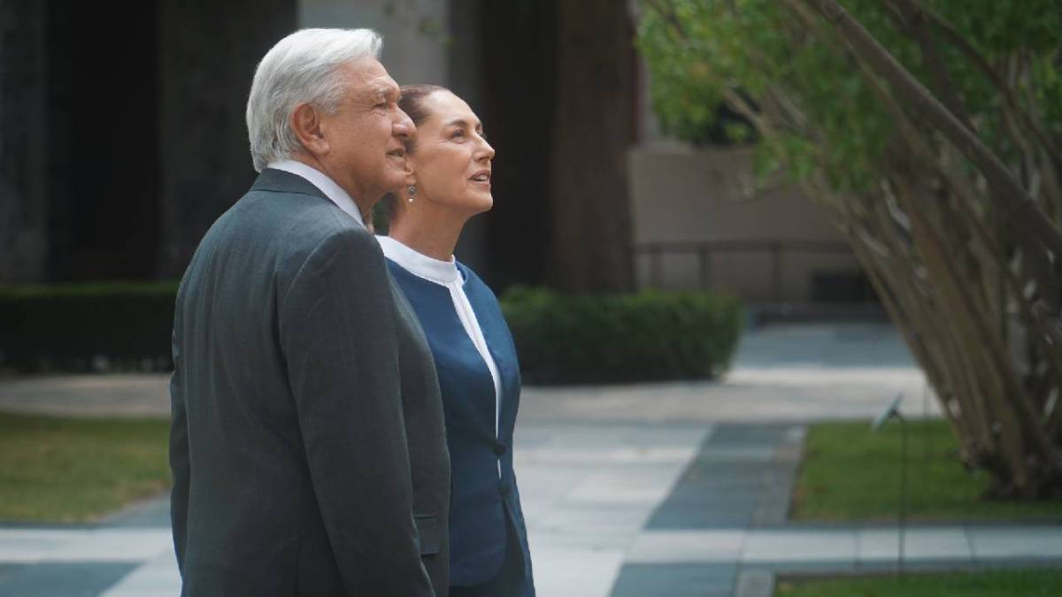 La presidenta electa, Claudia Sheinbaum, con el mandatario Andrés Manuel López Obrador.