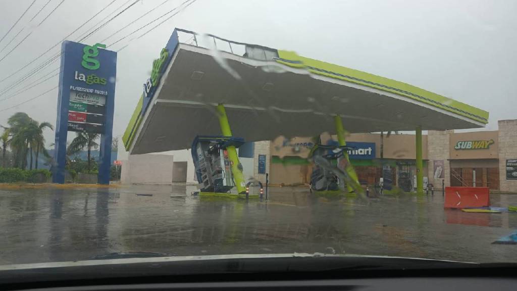 Beryl dejó algunos daños en Tulum