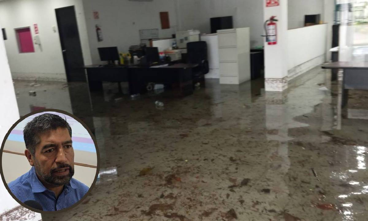 Inmueble del INE Quintana Roo, inundado.