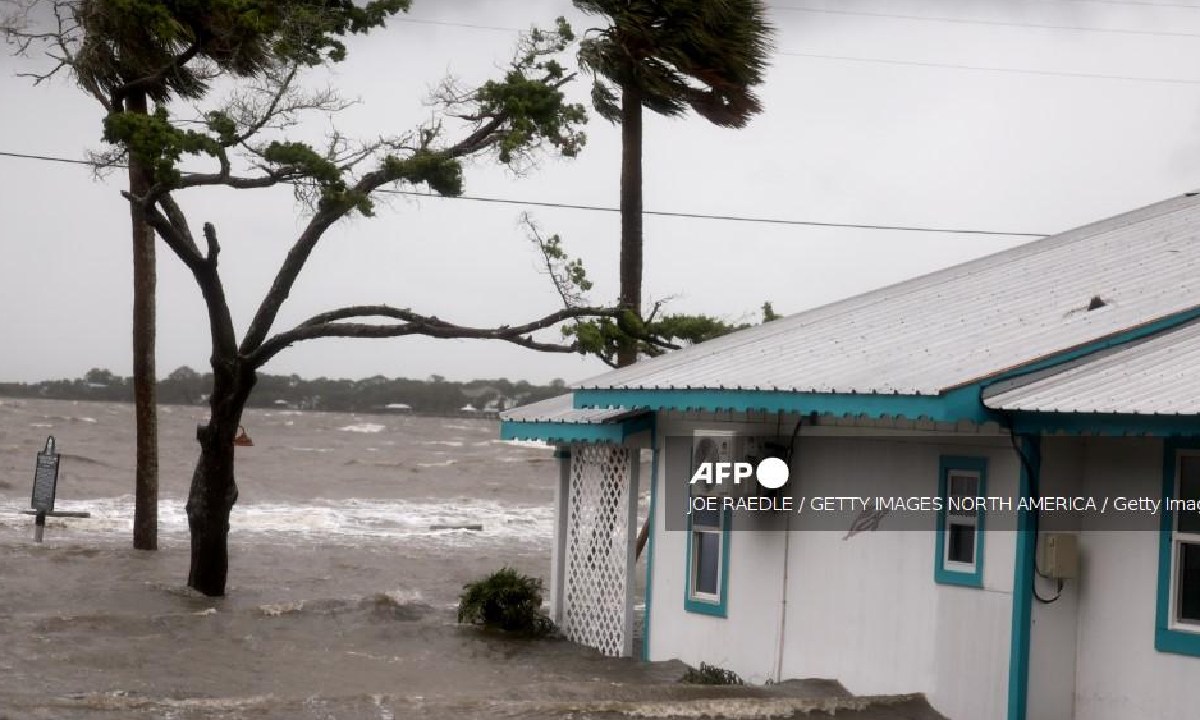 Debby dejó daños y muerte en Florida.