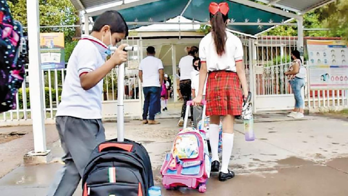 Regreso a clases será mañana.