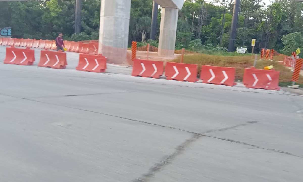 Cierres a la circulación por obras en Cancún.