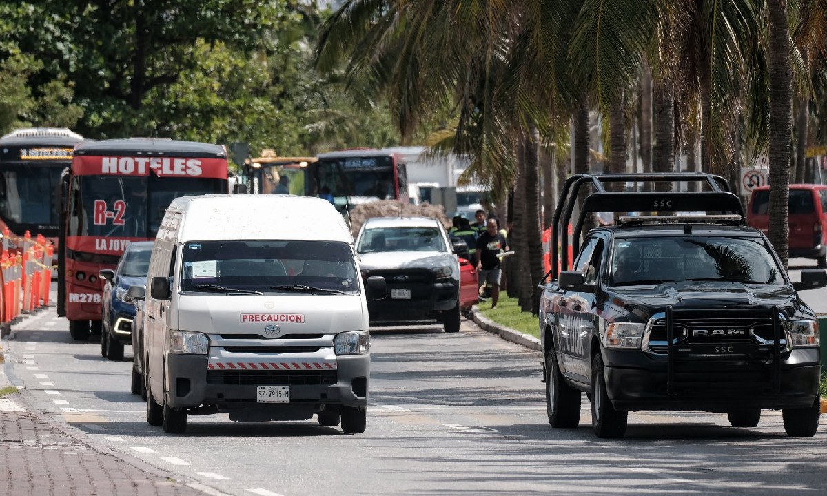 Aún hay cierres viales en Cancún.