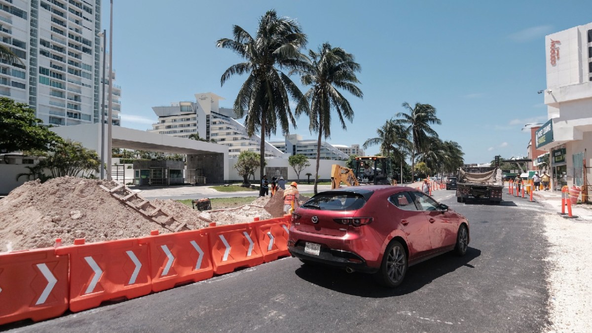 Cierres viales en Cancún por obras.