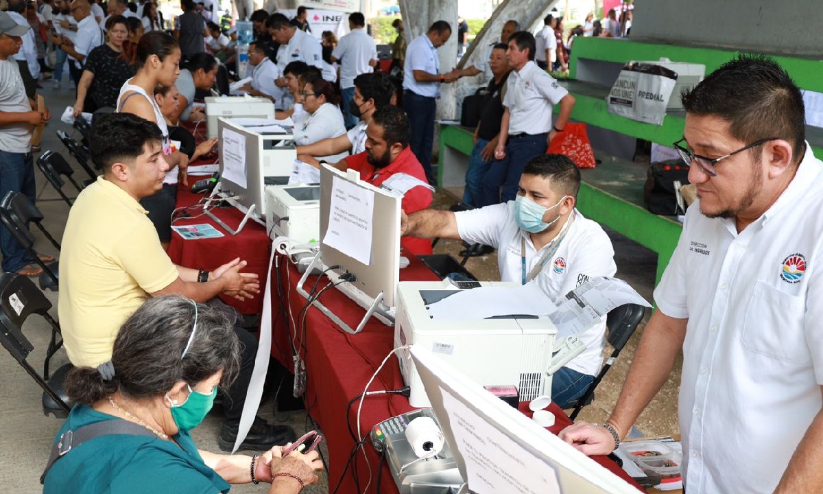 Módulos de la Tesorería Municipal, en una jornada de atención ciudadana.