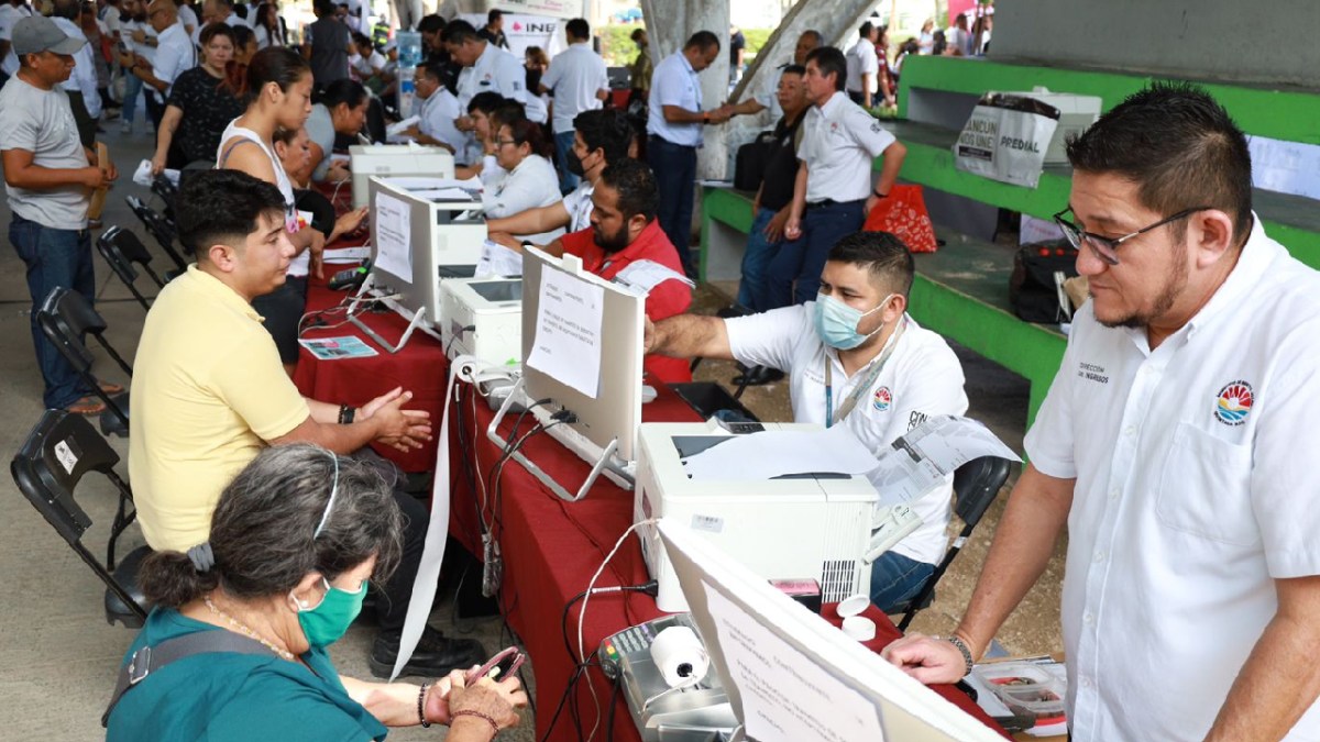 Módulos de la Tesorería Municipal, en una jornada de atención ciudadana.