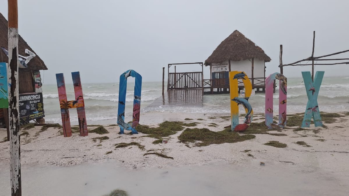 Helene dejó inundaciones y apagones.