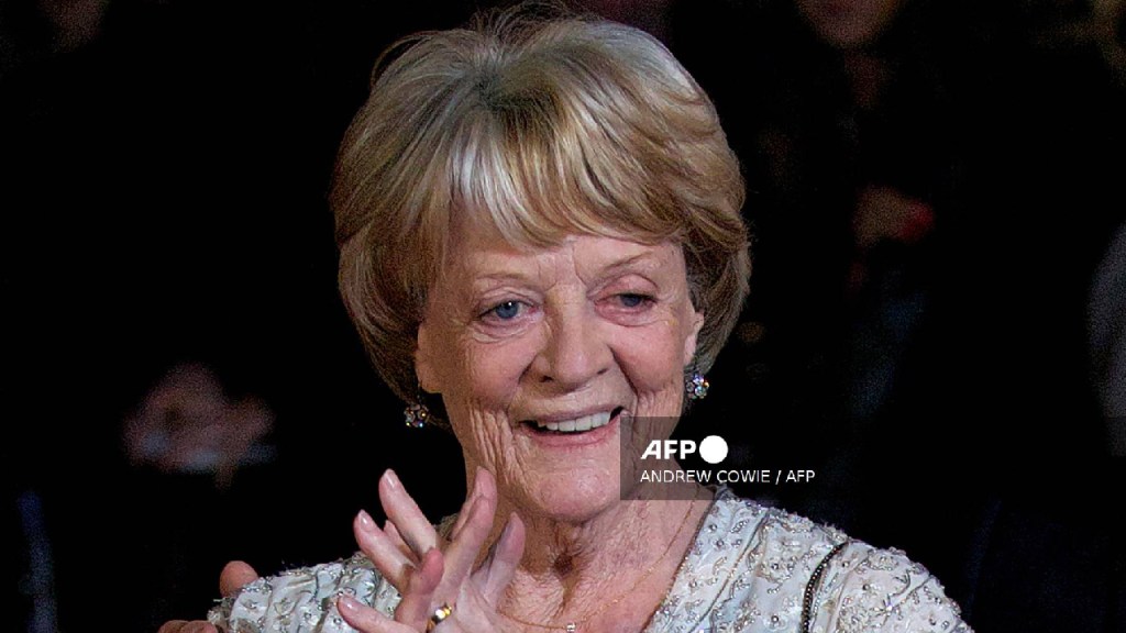 Luto en el mundo de Harry Potter por la muerte de Maggie Smith.