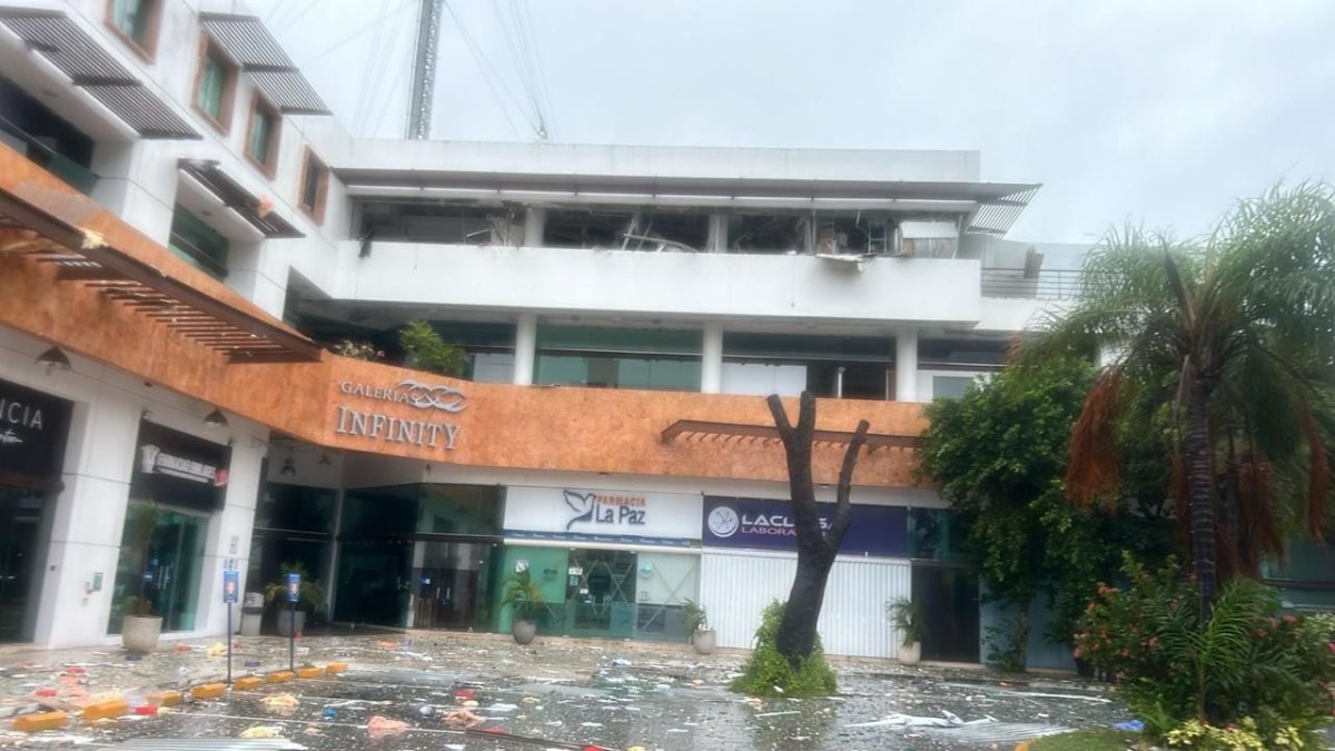 La tormenta tropical Helene ya dejó algunos daños. Mara Lezama da seguimiento al fenómeno.