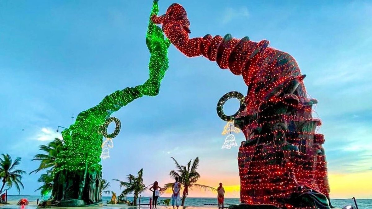 Fiestas Patrias en el Caribe Mexicano.