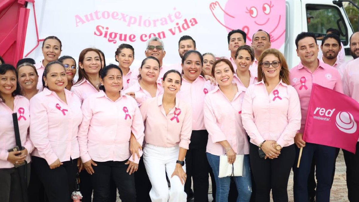 Inicia la campaña contra el cáncer de mama en Cancún.