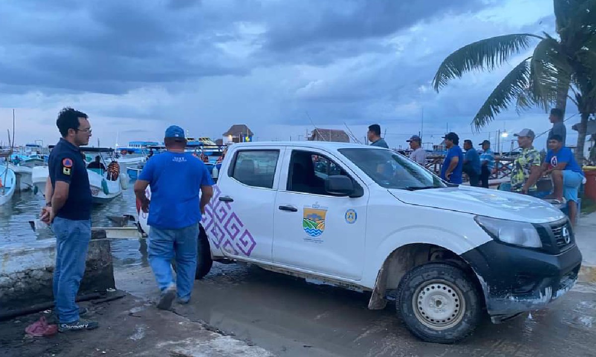 Lázaro Cárdenas se alista por Milton.