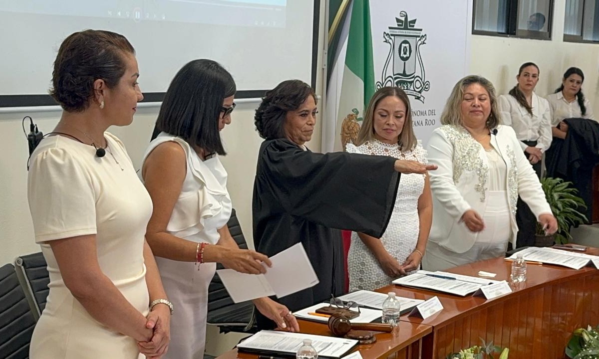 Minerva Maribel Moreno Cruz protesta como presidenta del Tribunal de Justicia Administrativa y Anticorrupción de Quintana Roo.