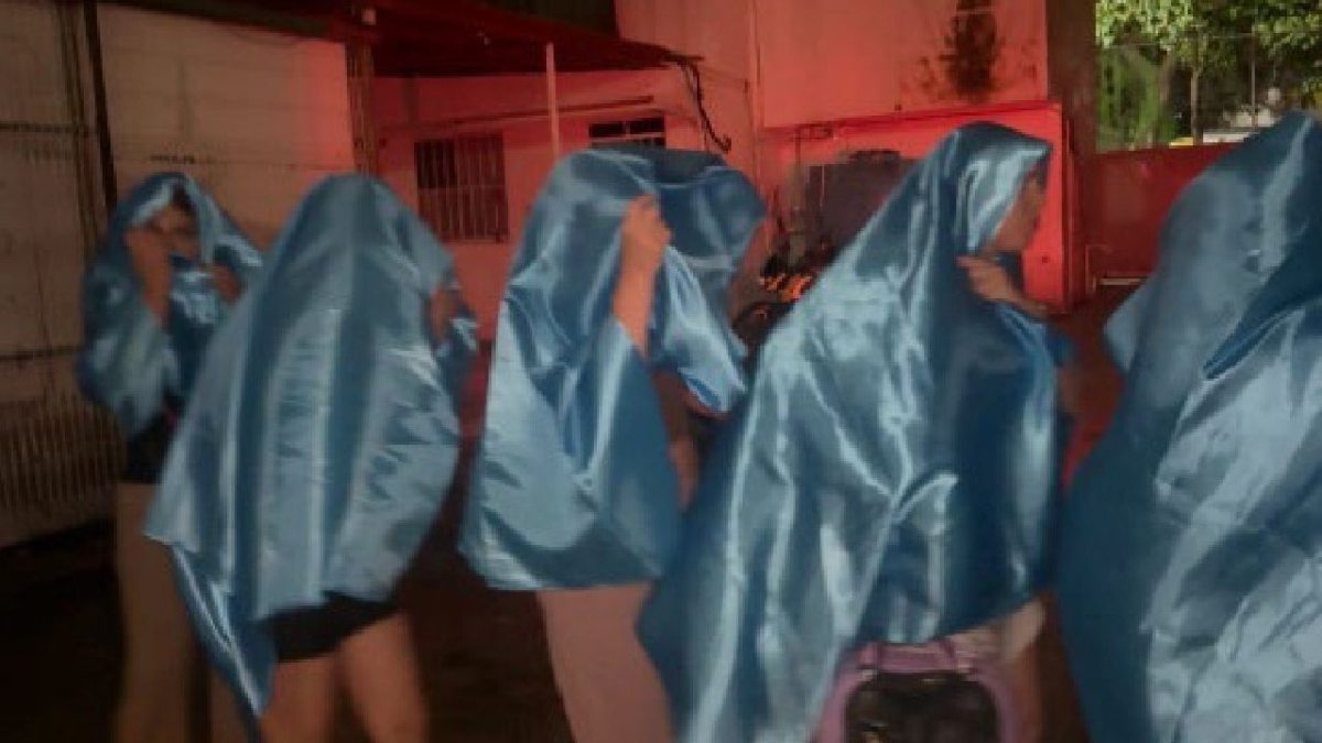 Rescatan a mujeres víctimas de explotación sexual.