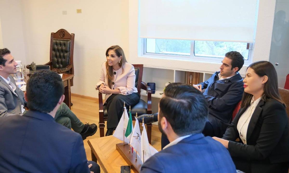 Rommel Pacheco y Mara Lezama se reunieron hoy.