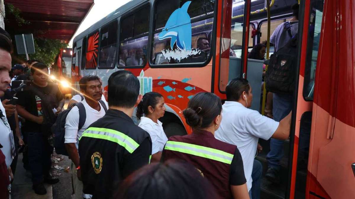 Transporte público en Cancún.