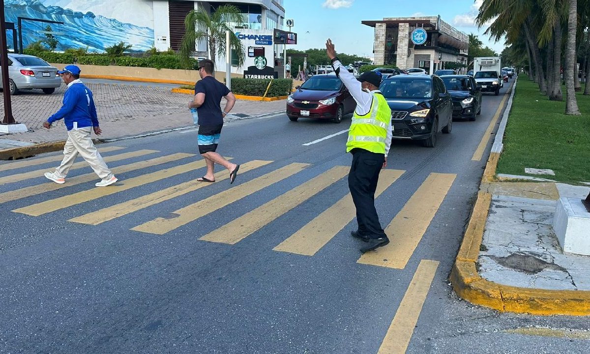 En Cancún continúan algunos cierres viales por obras.