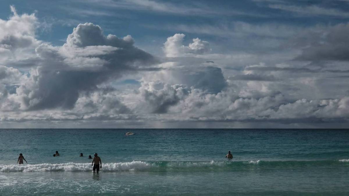 Clima en Q. Roo: Prevén lluvias y fresco.