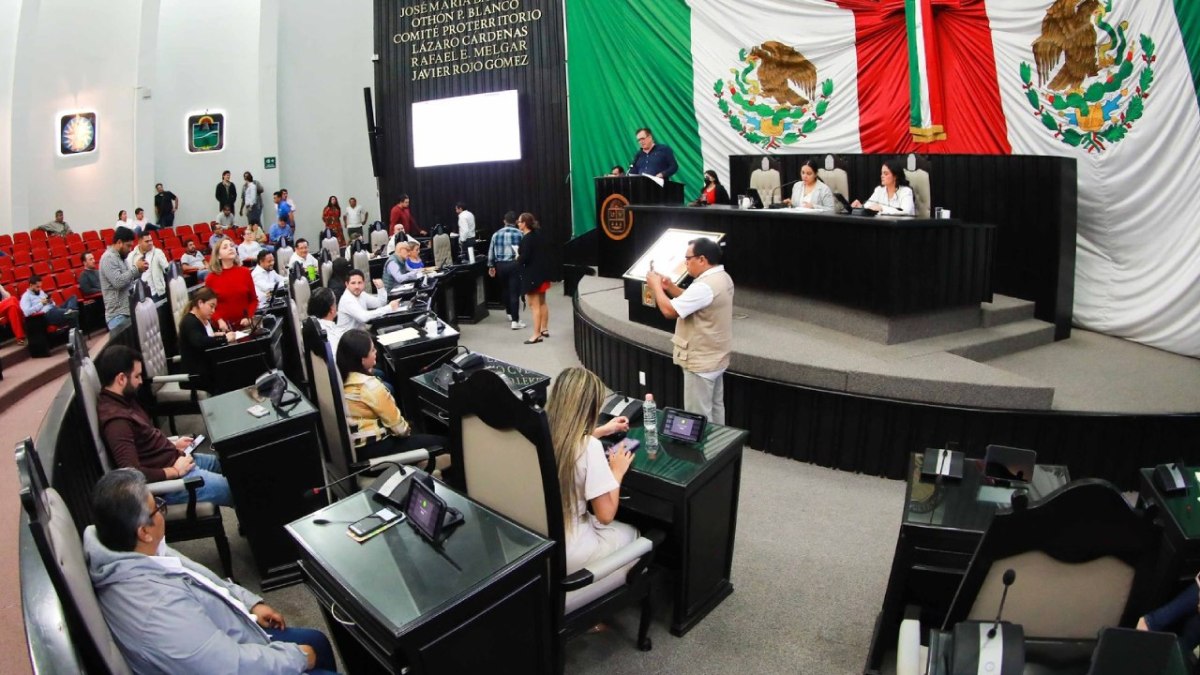 Sesiona el Congreso de Quintana Roo.