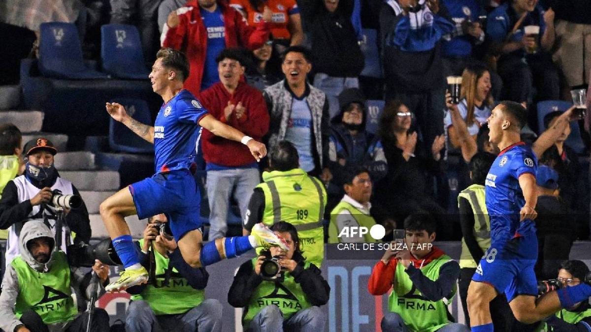 Cruz Azul remota. Jugará contra el América.