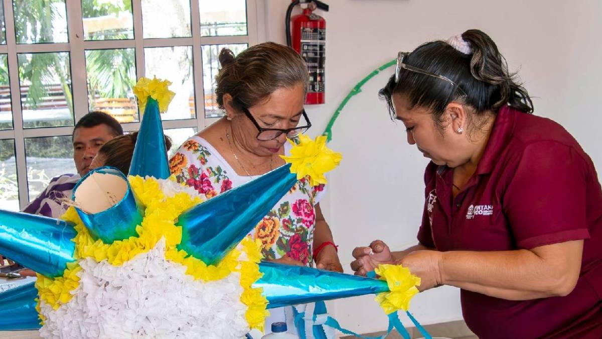 El curso “Piñatas en Cartonería” es para todo público mayor de 15 años.