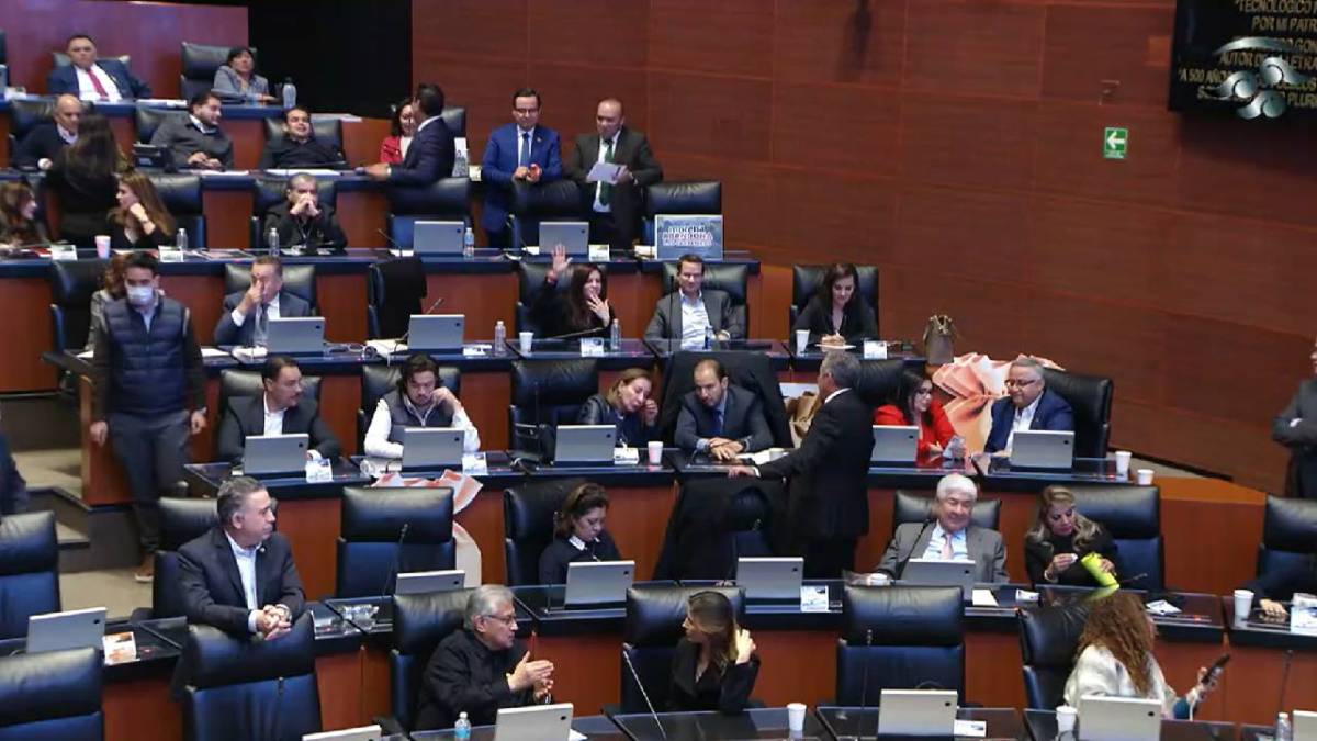 Senadores aprueban en lo particular la Ley Federal de Derechos 2025.