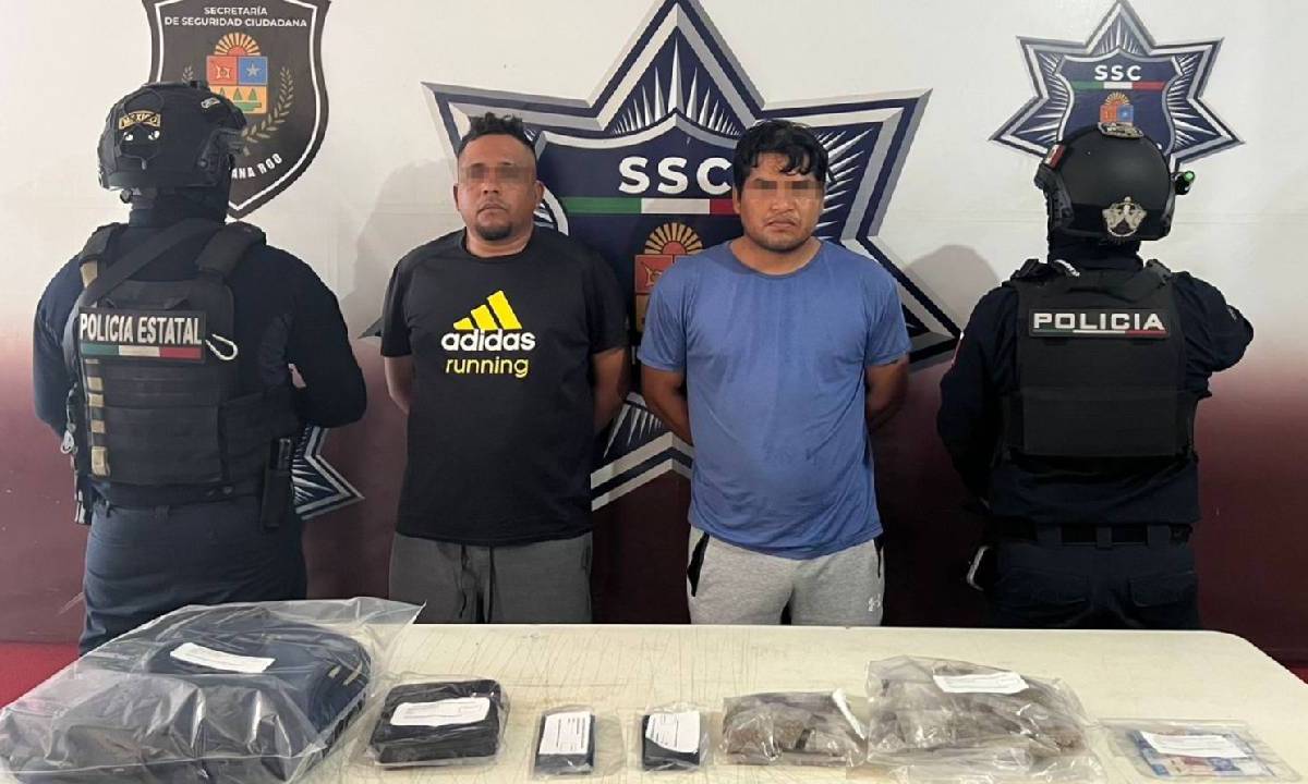 Detienen a 2 con droga en la zona hotelera de Cancún.