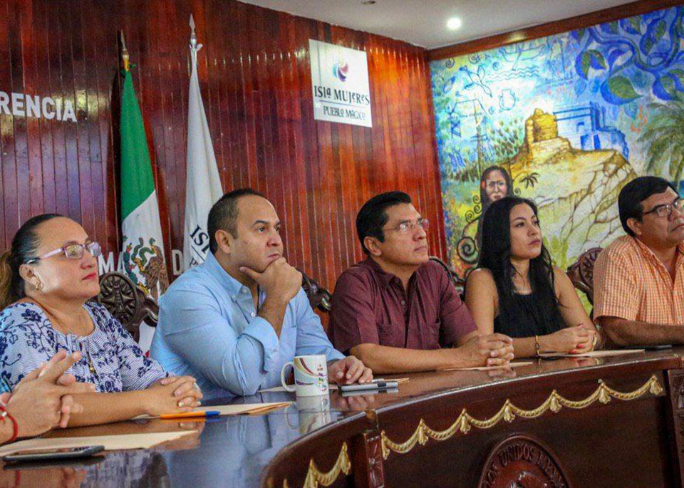 Mantienen Bonita Springs e Isla Mujeres un trabajo coordinado