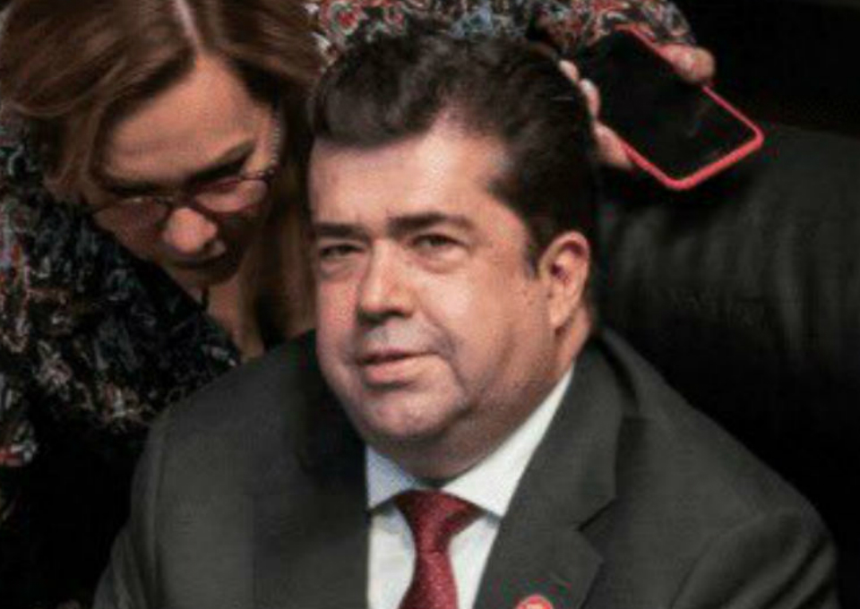 El senador Pedro Haces Barba, integrante de la Comisión de Trabajo, confío en que el próximo lunes será aprobado el dictamen de reforma laboral.