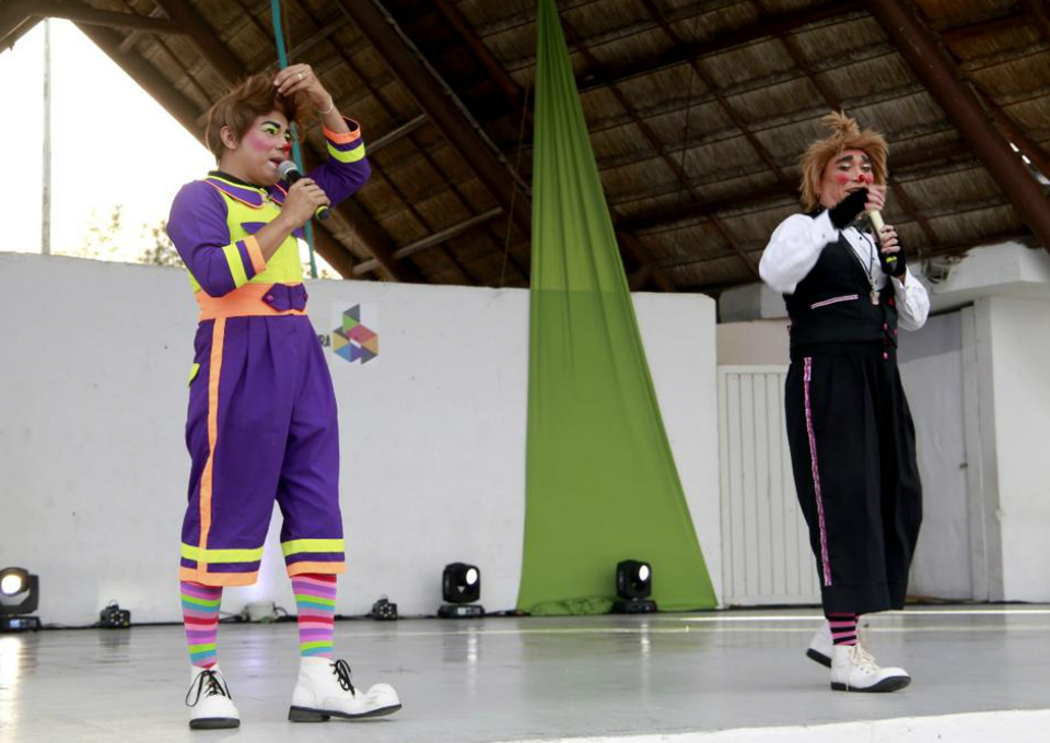 Más de mil personas disfrutaron en el Parque de Las Palapas del amplio programa de presentaciones artísticas y sorpresas que el Instituto de la Cultura y las Artes en Benito Juárez preparó
