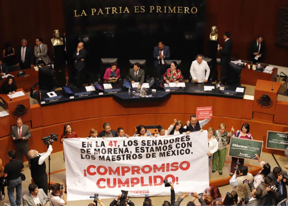 Reforma educativa es aprobada por Senado; pasa a Congresos locales