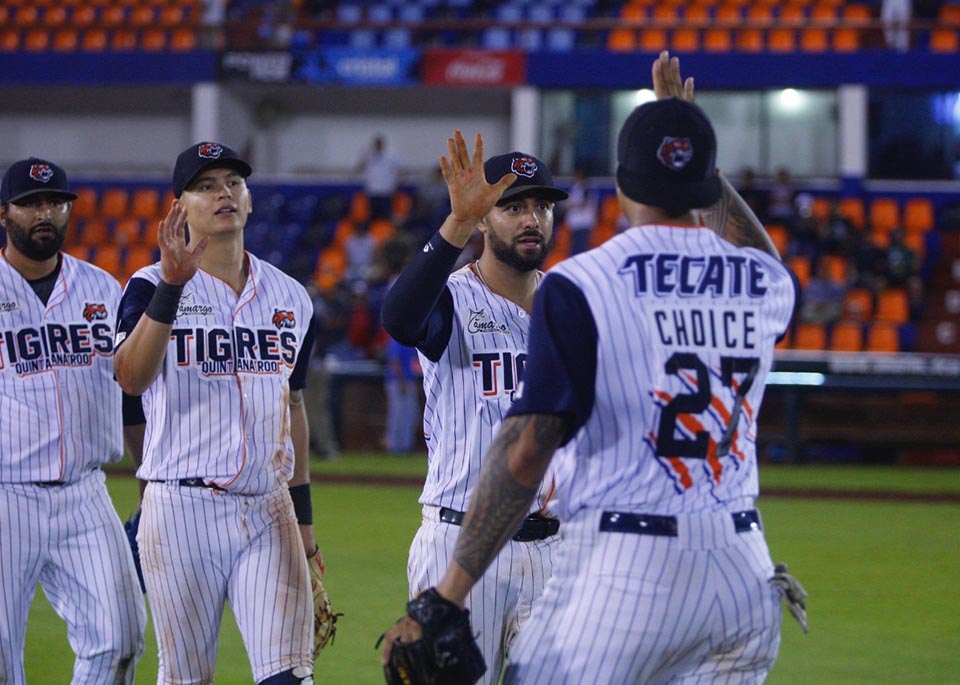 Tigres estrena manager con triunfo ante Acereros