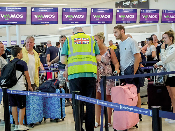 La operadora de viajes Tuit se adjudicará más de 30 mil pasajeros de la desaparecida firma Thomas Cook.