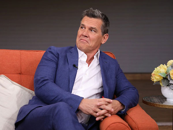 Josh Brolin advierte sobre el reto "butthole sunning", bronceado en "el asterisco"