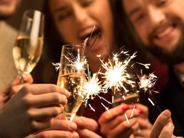 ¿Mucho Brindis? #VeteALV (A La Vicenta Obvio)