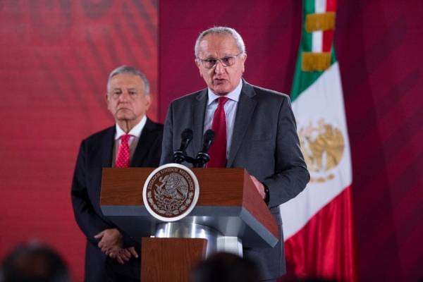 Destaca AMLO el trabajo de Jesús Seade en negociación del T-MEC