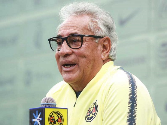Renuncia Leonardo Cuéllar a la dirección técnica de América Femenil