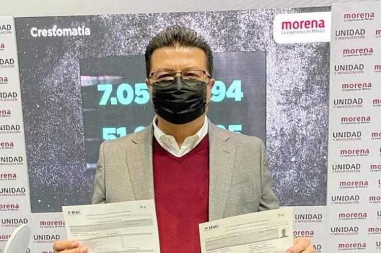 Morena registra a Héctor Armando Cabada Alvídrez como candidato