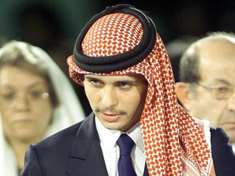 Acusan de complot a hermanastro del rey de Jordania