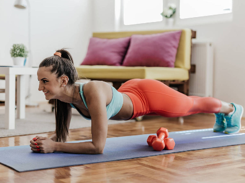 Luce un abdomen de acero el próximo verano