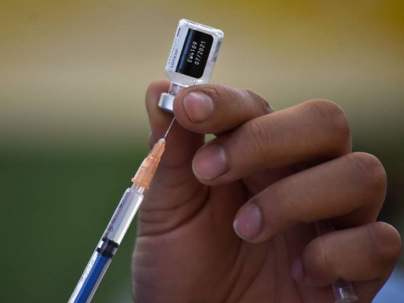 Maestros de Quintana Roo será vacunado a partir del 19 de mayo