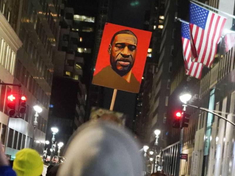 Médico descarta que George Floyd haya muerto por consumo de drogas