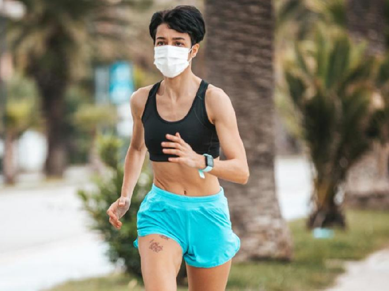 Qué tanto te afecta ejercitarte con mascarilla