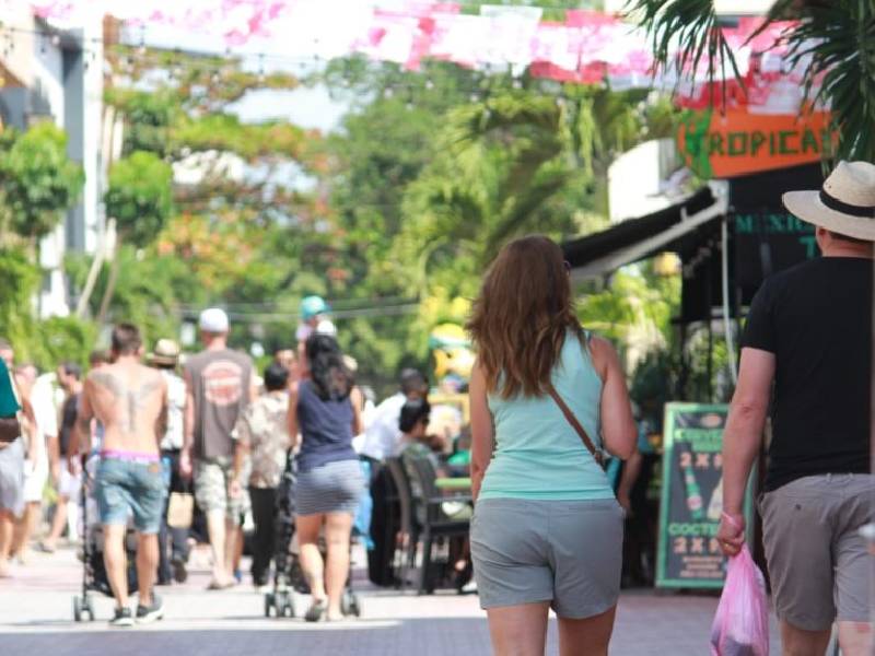 Respiran pequeños hoteles del centro