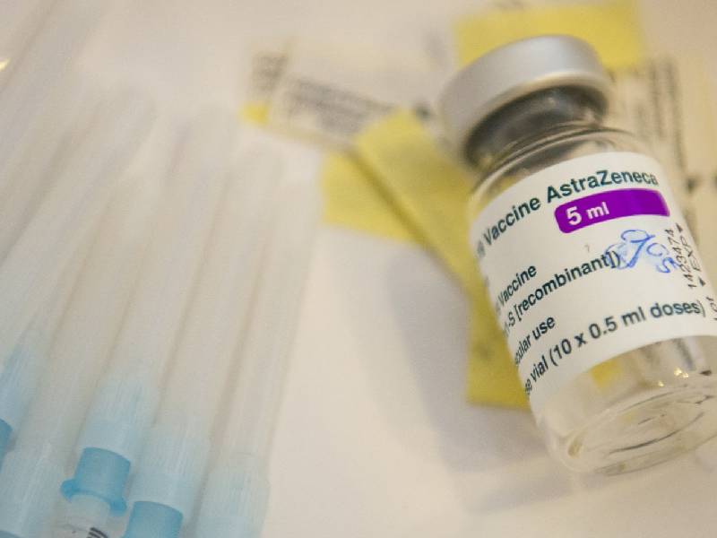 Unión Europea demanda a AstraZeneca por retrasos en entregas